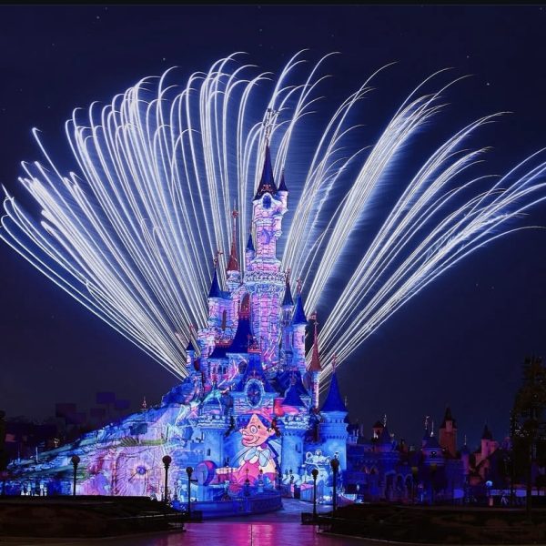 🎄Festive 4-night stay @ Disneyland Paris! 🏰🎆 OR a huge £2,500 Cash Alternative💷.